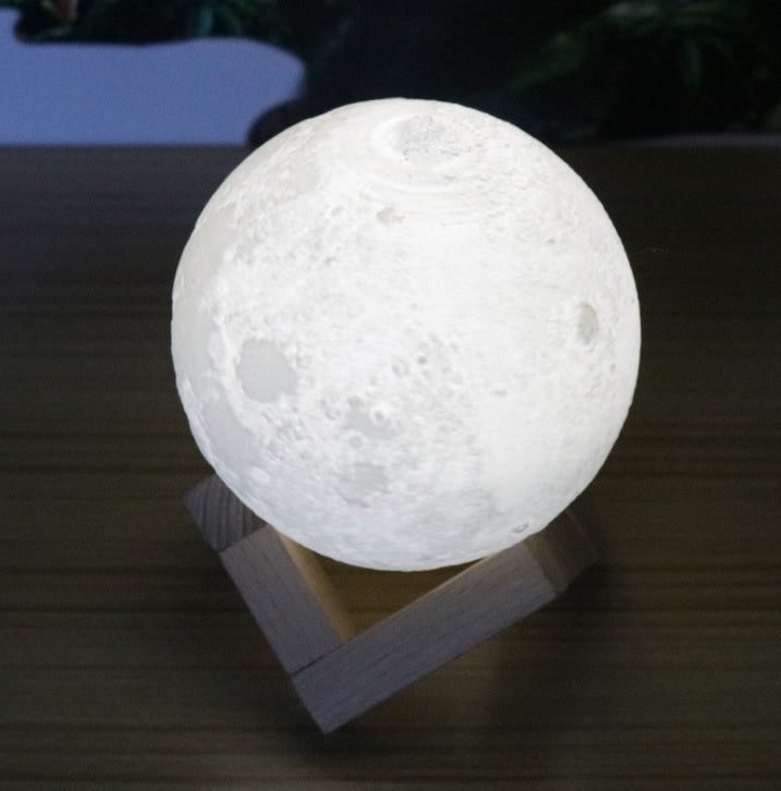 Luna Tranquil Moon Lamp