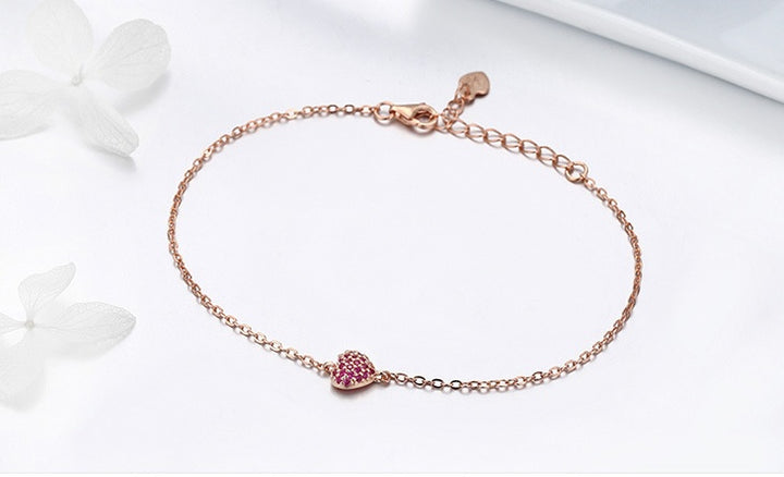 Studded zircon heart-shaped extended bracelet