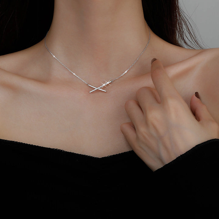 Simple style crossed X-shaped diamond necklace