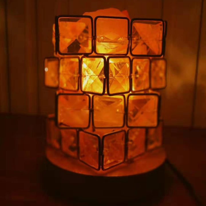 Lampa de sare de cristal din Himalaya