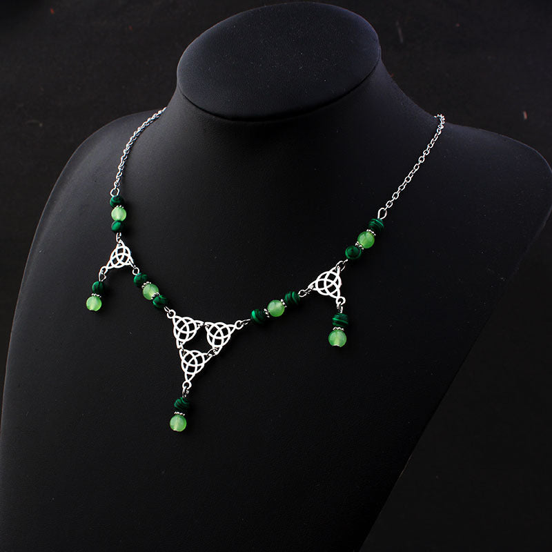 Gothic Irish Knot Neck Peacock Lvzhu Necklace