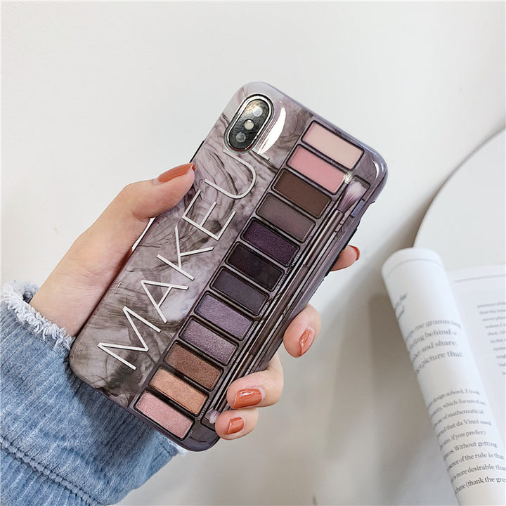 Eye shadow phone case