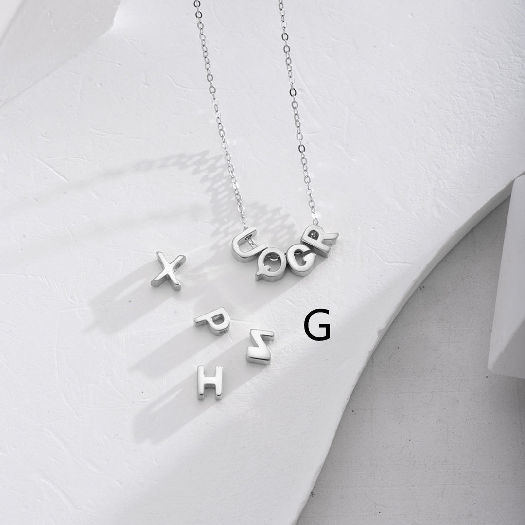 Cross Border S925 Sterling Silver 26 Serie de Litere Engleză Pandantiv Simplu elegant elegant lucios în formă de inimă Colier DIY