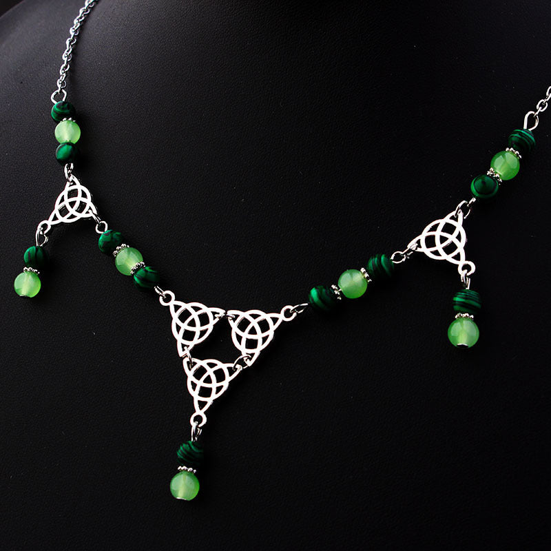 Gothic Irish Knot Neck Peacock Lvzhu Necklace