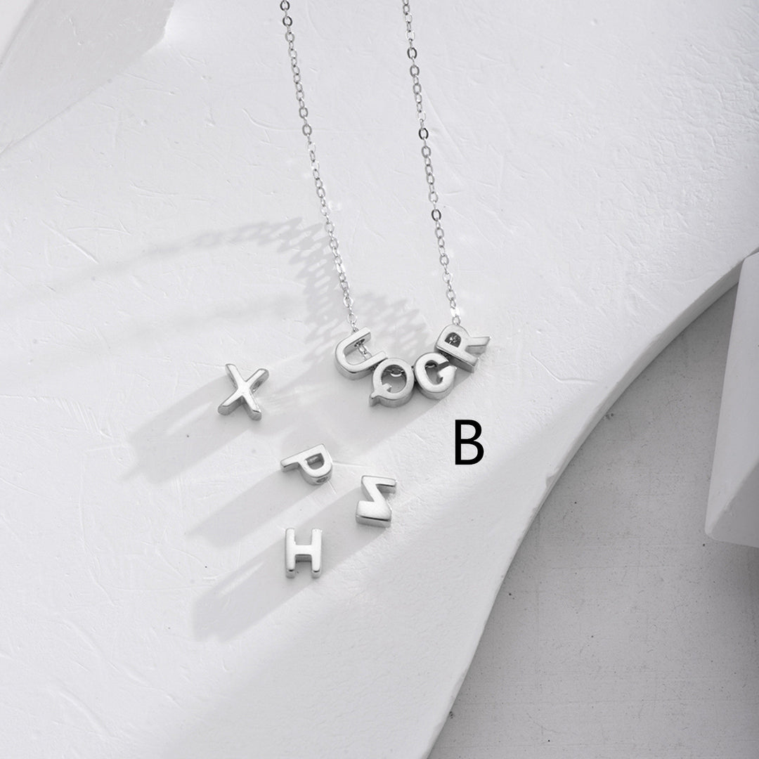 Cross Border S925 Sterling Silver 26 Serie de Litere Engleză Pandantiv Simplu elegant elegant lucios în formă de inimă Colier DIY