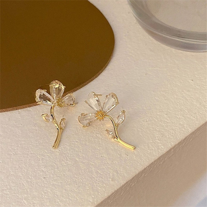 Japanese And Korean Gentle Super Immortal Flower Zircon Earrings With Small And Fresh Forest Series High Grade Earrings