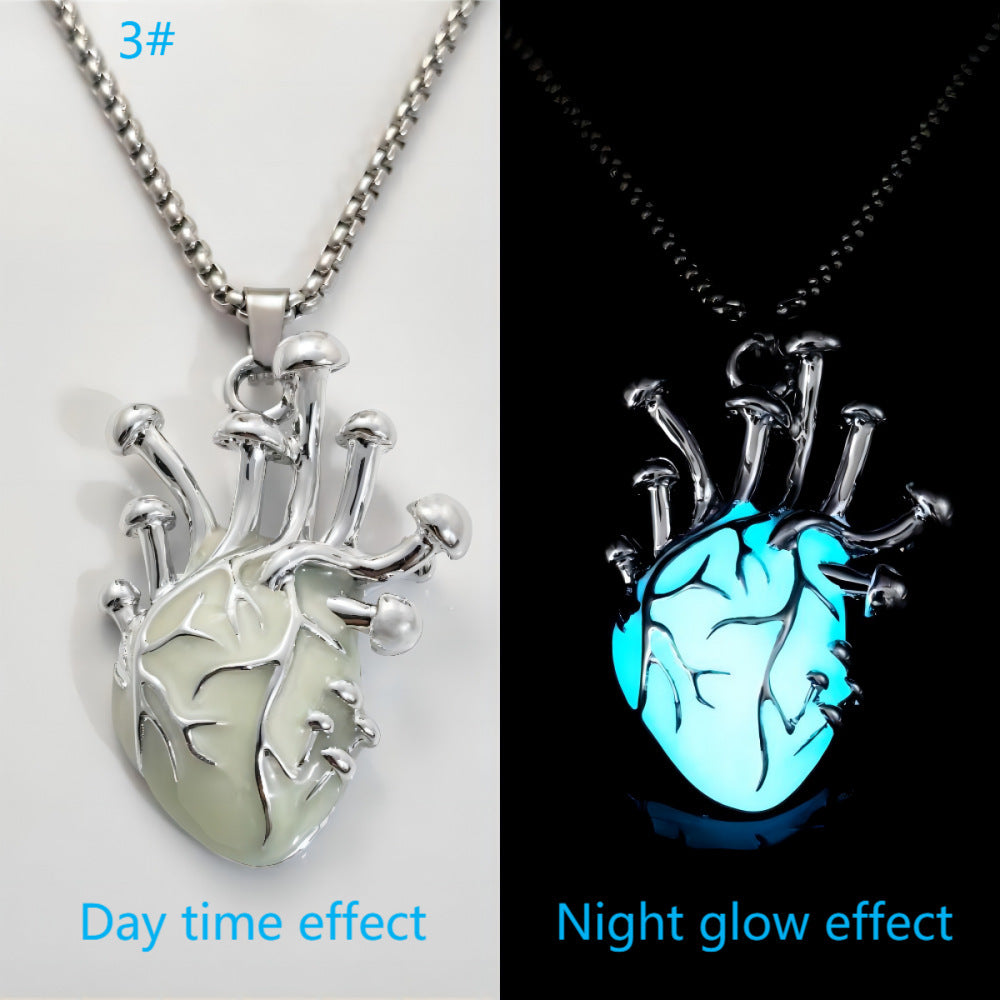 Zinc Alloy Luminous Heart Pendant Necklace