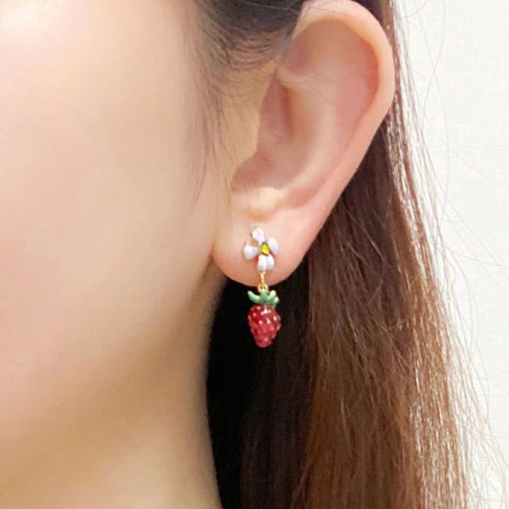 Drop Oil Strawberry Flower Stud Earrings For Women All-match And Cute