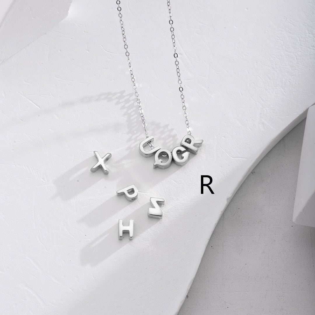 Cross Border S925 Sterling Silver 26 Serie de Litere Engleză Pandantiv Simplu elegant elegant lucios în formă de inimă Colier DIY