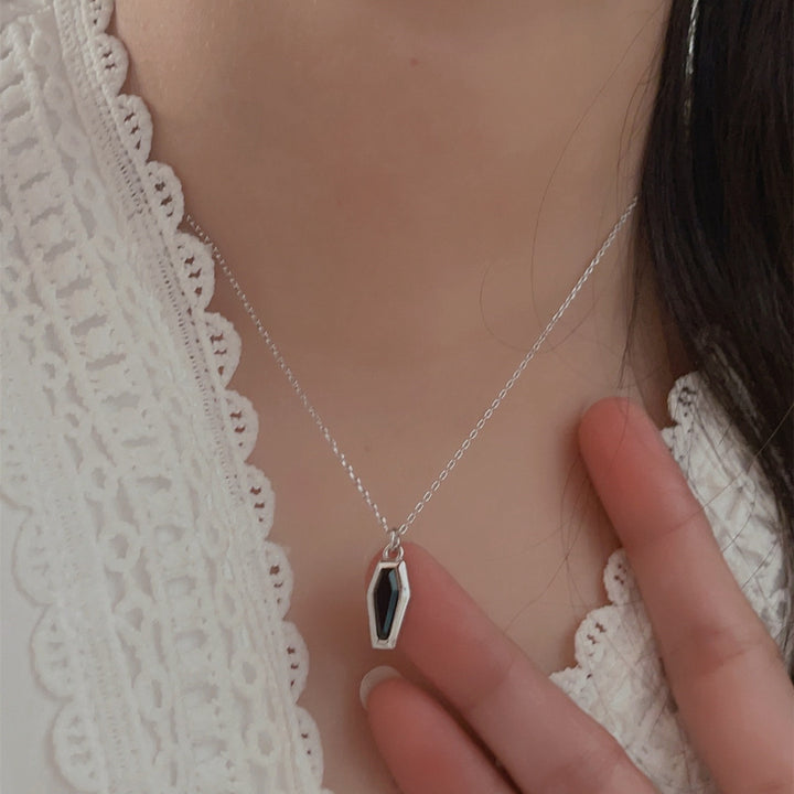 Colier de sicriu de vampiri de agate negre