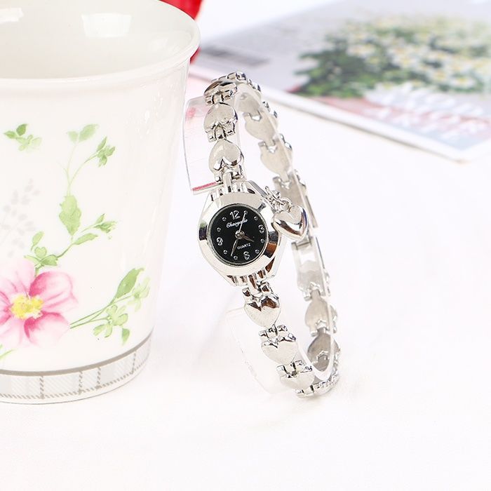 Quartz Steel Belt Heart Bracelet Women's Watch