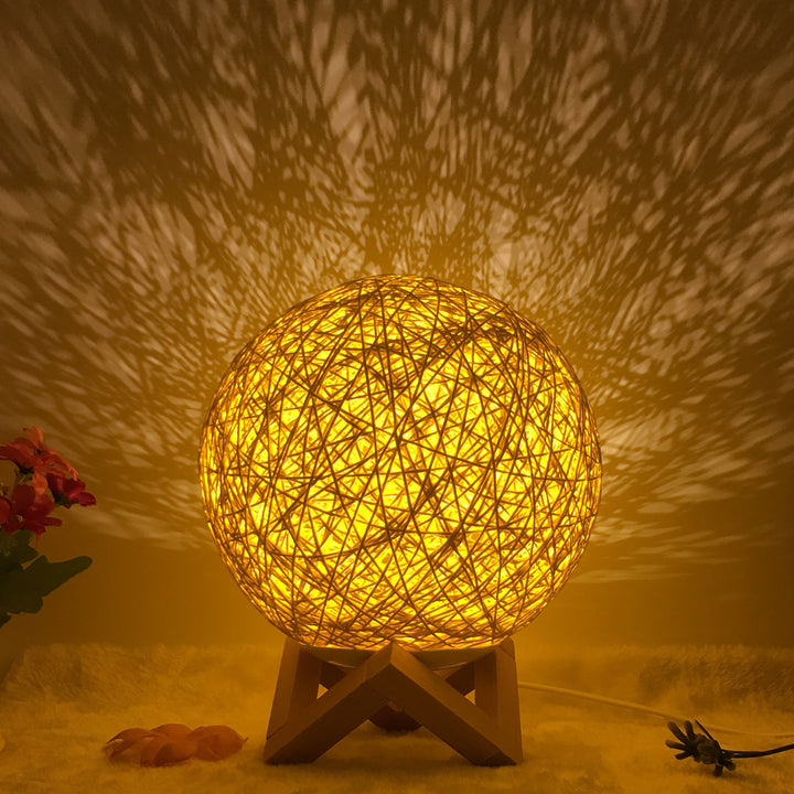 Amazon Hot Selling Creative Linen Table Lamp Novel and Unique LED Intelligent USB7 Color RGB16 Color Remote Control Rattan Ball Lamp