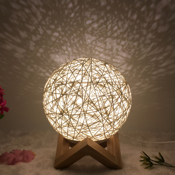 Amazon Hot Selling Linen Linen Lampa de masă roman și unic LED inteligent USB7 Color RGB16 Color Color Control Rattan Ball Lampa