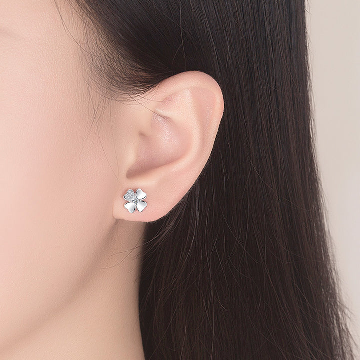 Zircon Lucky Four-sided Grass Heart-shaped Stud Earrings