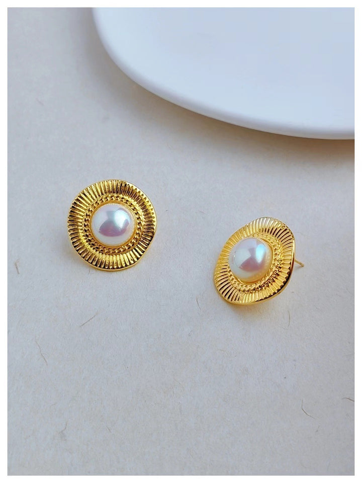 Retro Semicircle Pearl Stud Silver Needle Exaggerated Earrings