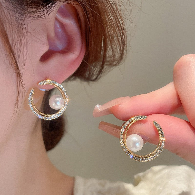 Pearl Niche Design Shiny Diamond Ear Studs