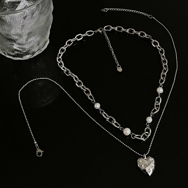 Sweet Cool Heart-shaped Multi-part Pearl Necklace