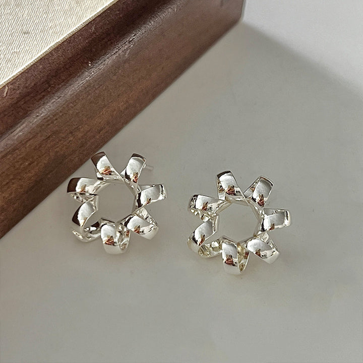 Fashion Jewelry Twist Flower Ring Silver Needle Hollow Stars Stud Earrings