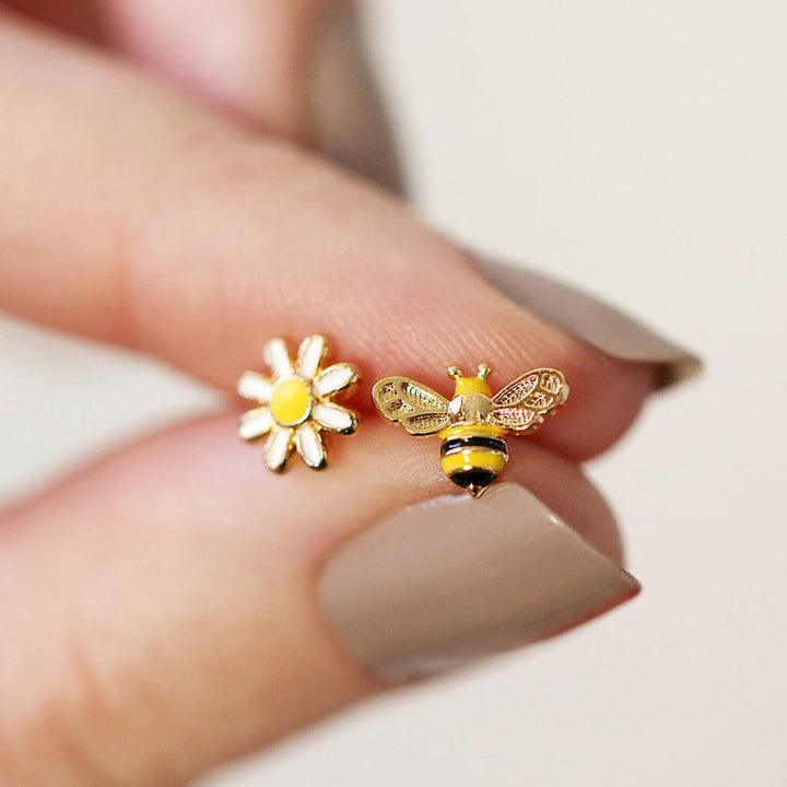 Little  Stud Earrings Female Asymmetric Bee