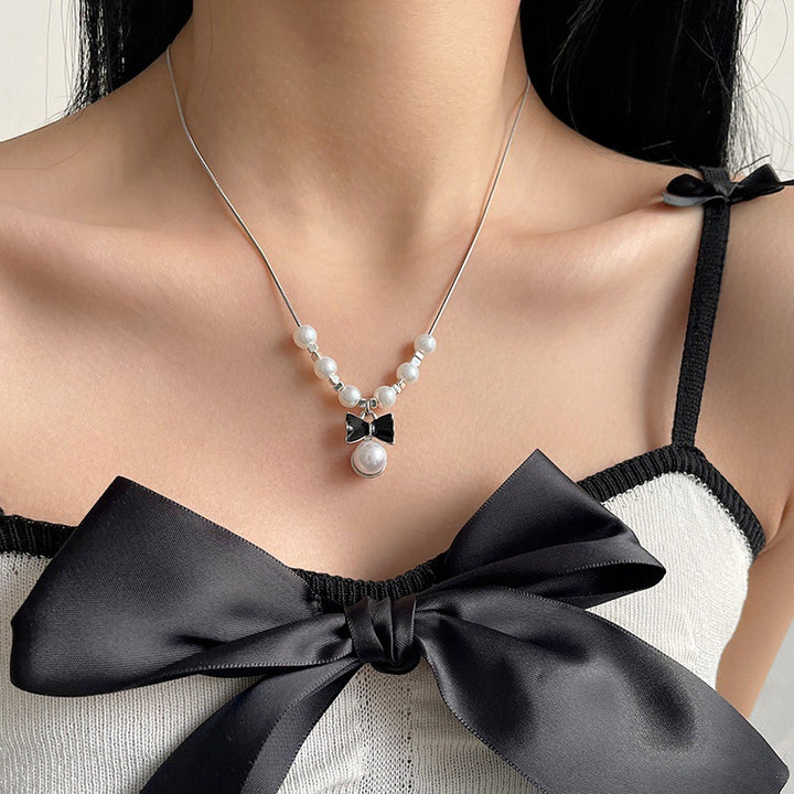 Women's Bow Stitching Pearl Necklace Special-interest Design