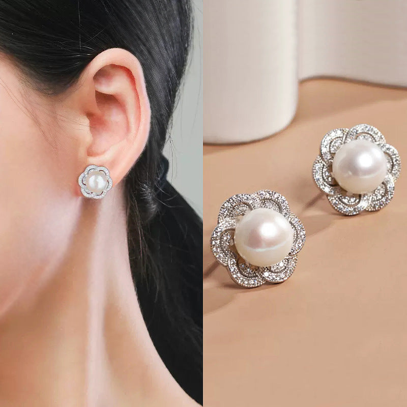 Imitation Pearl Earrings Women's Exquisite Style