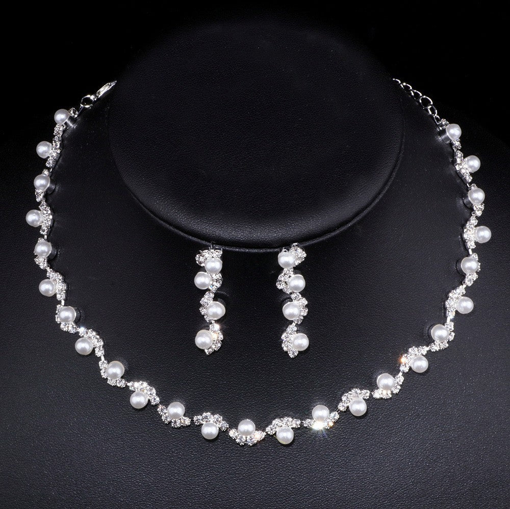 Fashion Bright Full Rhinestone Zircon Water Drop Necklace