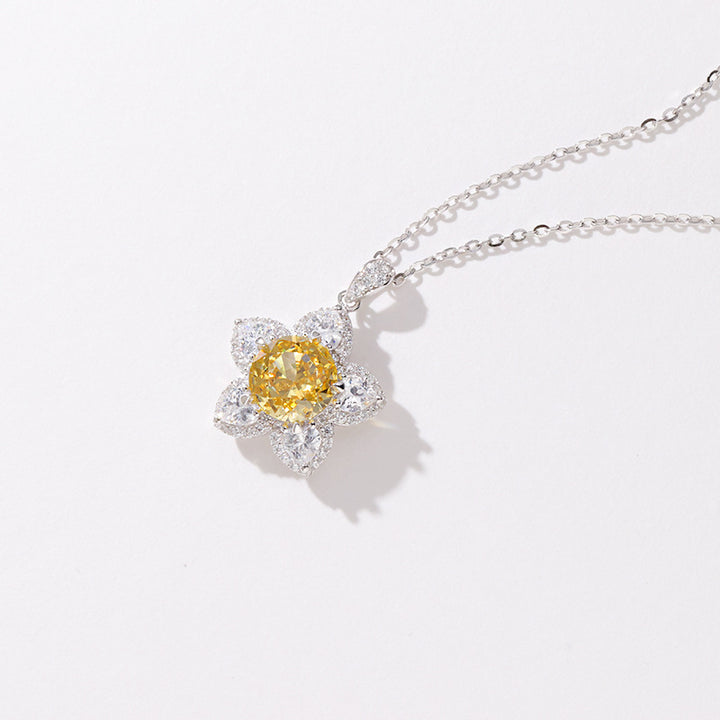 Ice Flower Cut Necklace Light Luxury All-matching Graceful Yellow Diamond Five-pointed Star