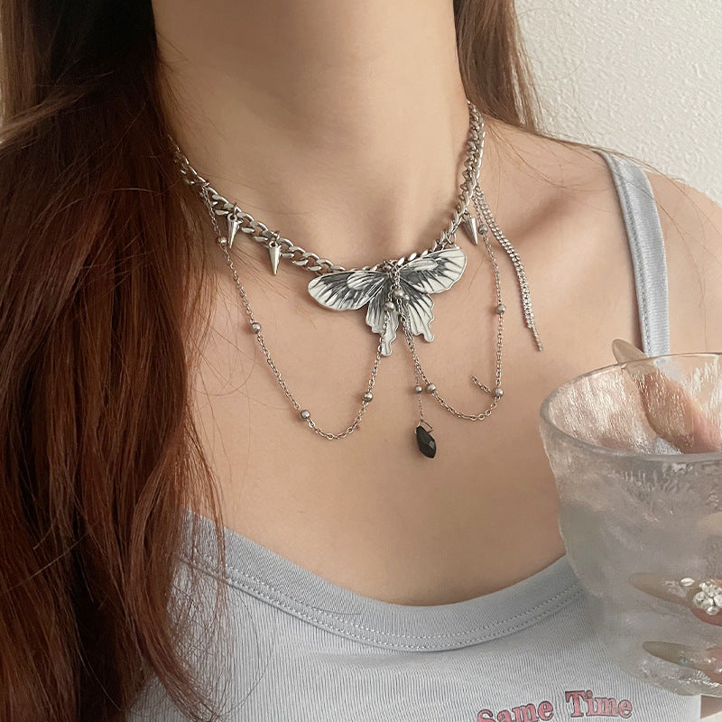 Exaggerated Heavy Industry Butterfly Rivet Tassel Necklace