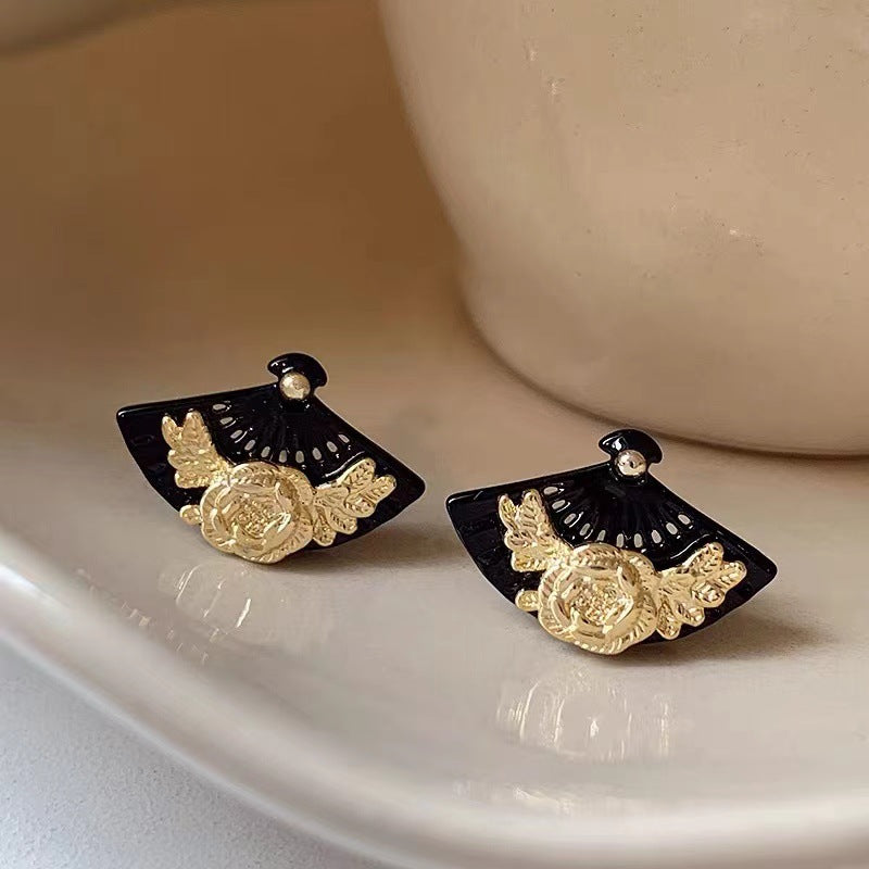 Fan-shaped Flower Stud Earrings For Women Retro Minority