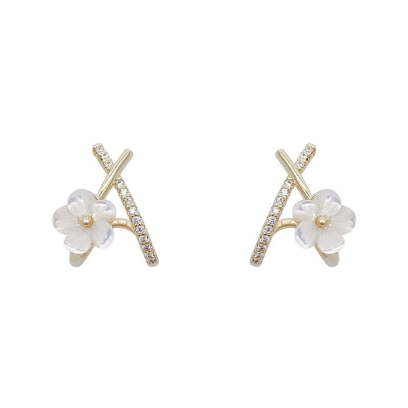 Small White Flower Mosquito Coil Shell Stud Earrings