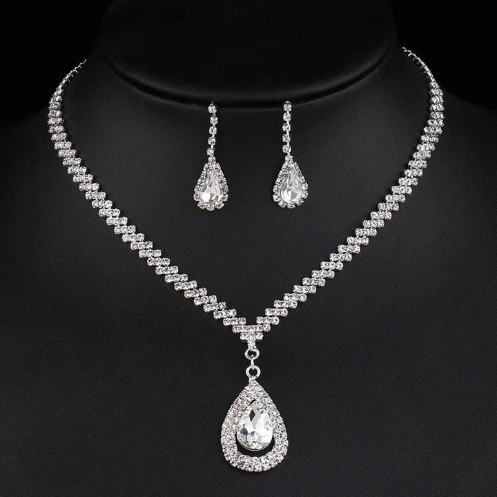 Fashion Bright Full Rhinestone Zircon Water Drop Necklace