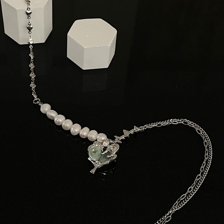 Green Heart Thorns Freshwater Pearl Necklace