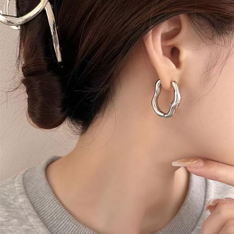 Simple Temperamental All-match Irregular Geometric Ear Clip