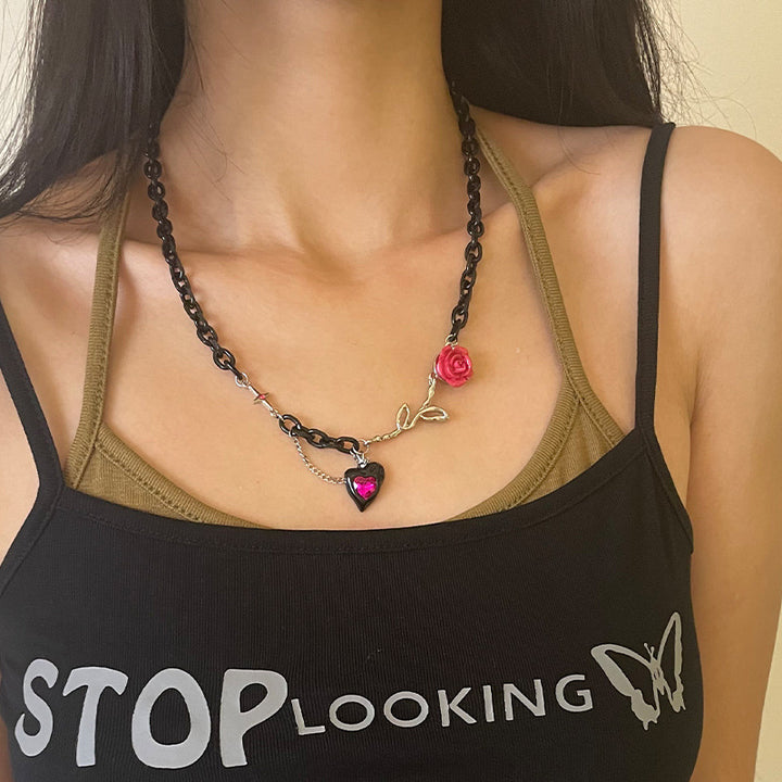 Niche Rose Flower Stitching Love Necklace