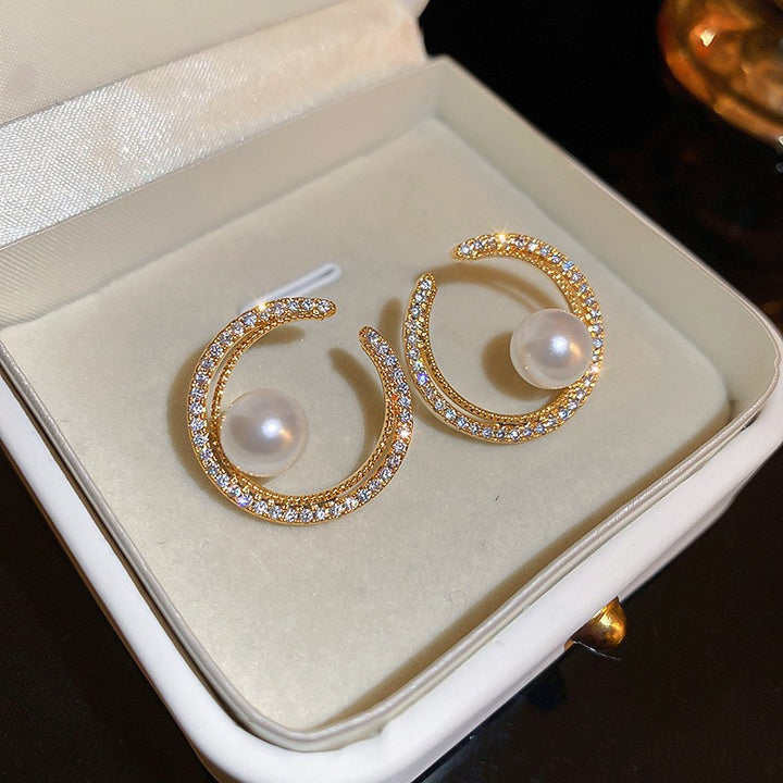 Pearl Niche Design Shiny Diamond Ear Studs