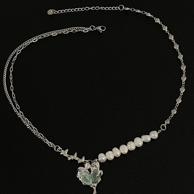 Green Heart Thorns Freshwater Pearl Necklace