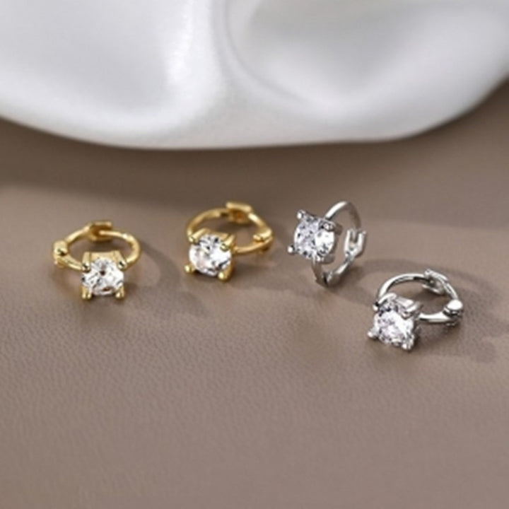 Small And Simple Zircon Stud Earrings Women's Design Sense