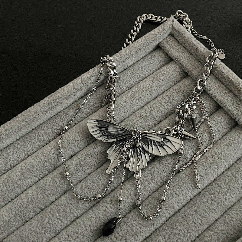 Exaggerated Heavy Industry Butterfly Rivet Tassel Necklace