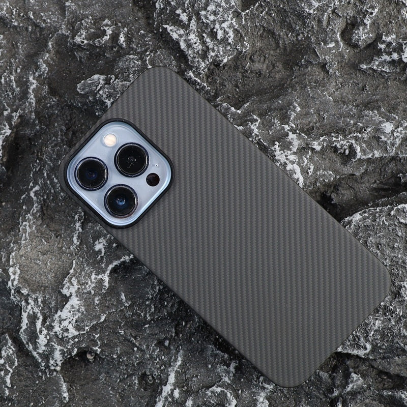 Fine Lines 600D Ultra-thin All-wrapped Carbon Fiber Phone Case