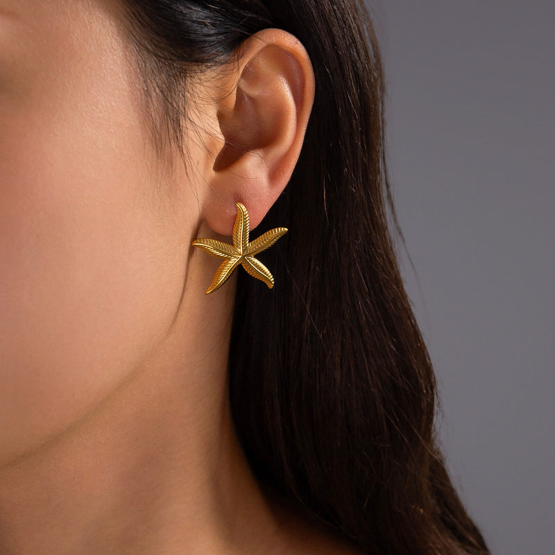 Ladies New 18K Gold Starfish Earrings