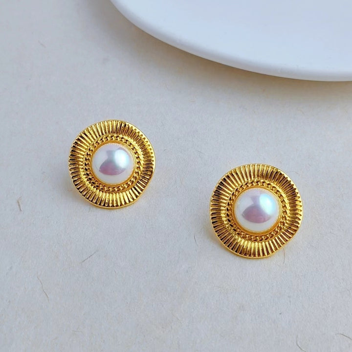 Retro Semicircle Pearl Stud Silver Needle Exaggerated Earrings