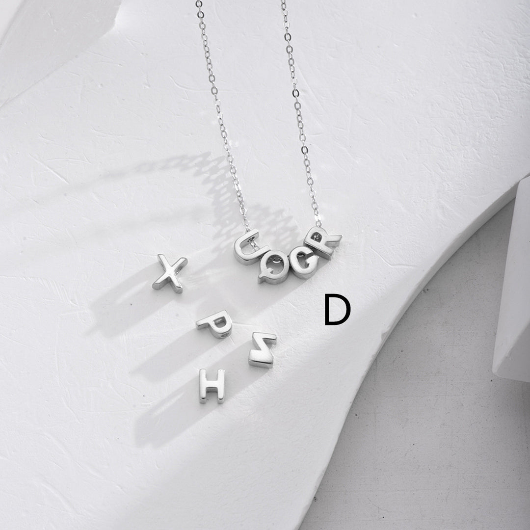 Cross Border S925 Sterling Silver 26 Serie de Litere Engleză Pandantiv Simplu elegant elegant lucios în formă de inimă Colier DIY