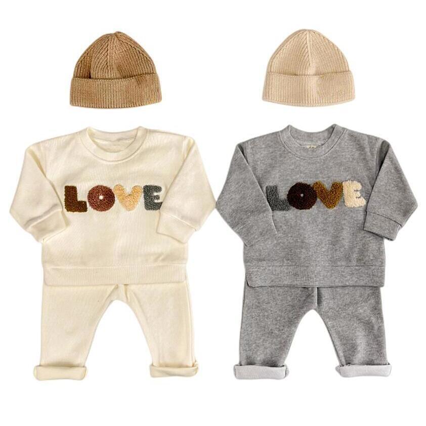 Children's Clothing Boys Sweater Suit Beige Colored Wool Material LOVE Towel Embroidery Baby Baby Clothes Two Pieces