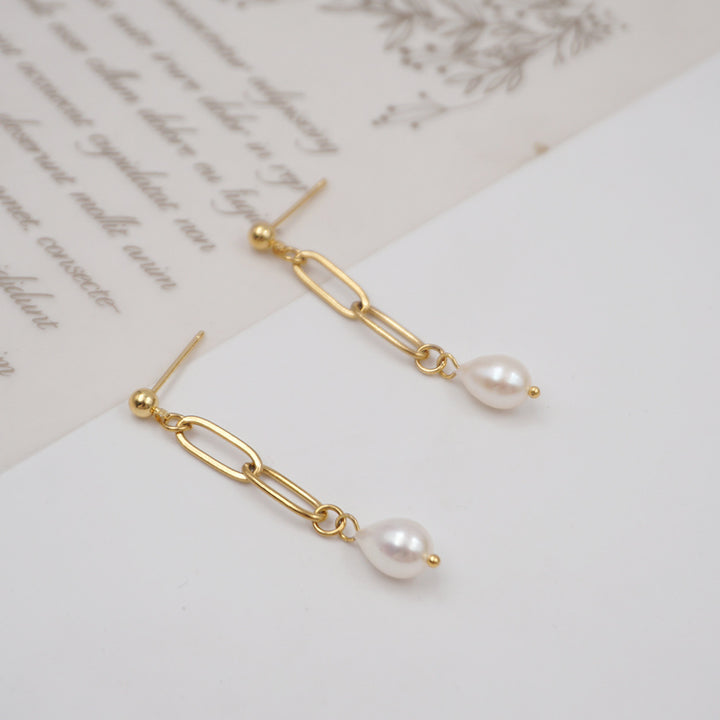 Vintage Simple Chain Pearl Earrings For Women