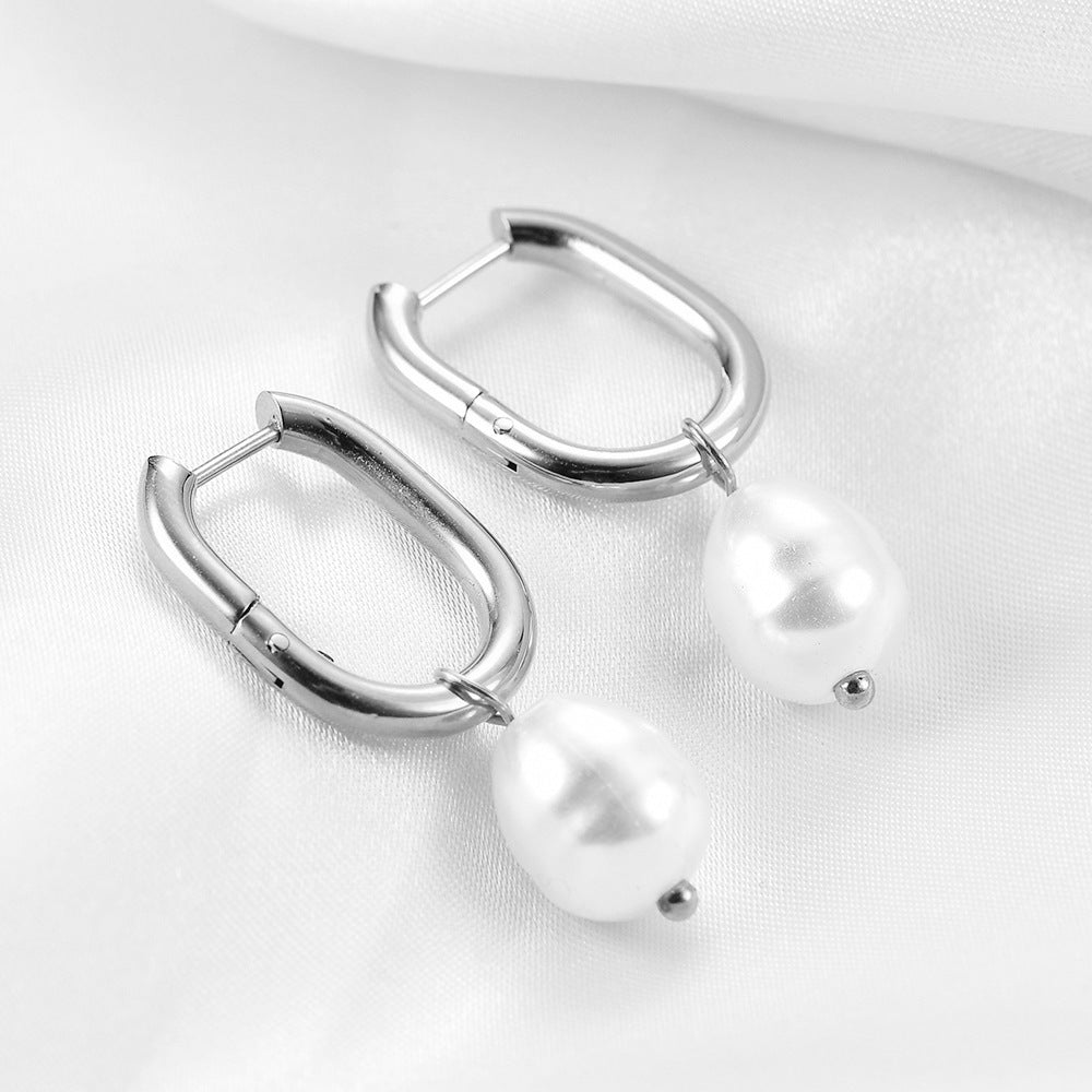 Women's Fashion Imitation Pearl U-shaped Hollow Stud Earrings