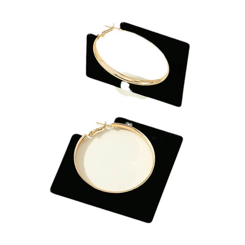 Fashion Square C- Shaped Earrings For Women