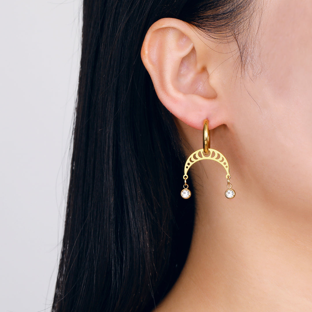 European And American Cut Geometric Curved Earrings